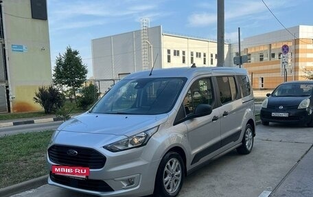 Ford Tourneo Connect II рестайлинг, 2020 год, 2 750 000 рублей, 5 фотография