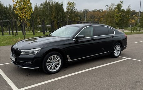 BMW 7 серия, 2017 год, 3 290 000 рублей, 10 фотография