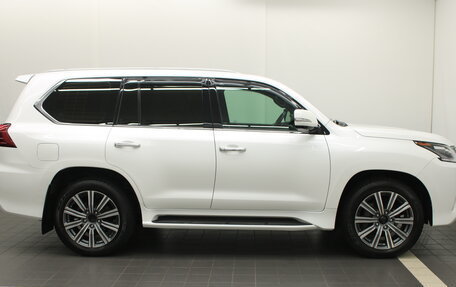 Lexus LX III, 2016 год, 7 725 000 рублей, 10 фотография