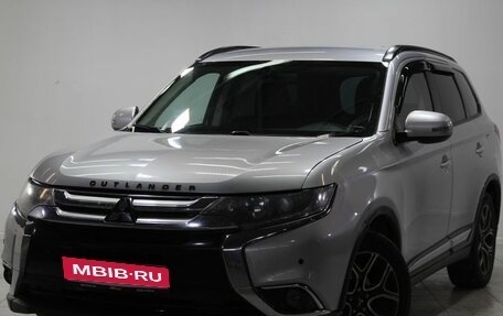 Mitsubishi Outlander III рестайлинг 3, 2017 год, 1 779 000 рублей, 1 фотография