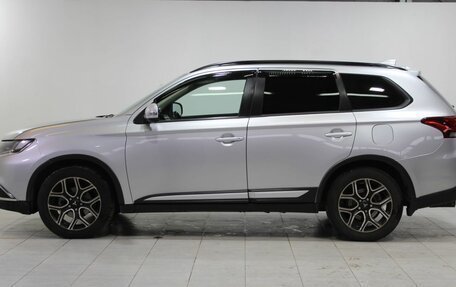 Mitsubishi Outlander III рестайлинг 3, 2017 год, 1 779 000 рублей, 8 фотография