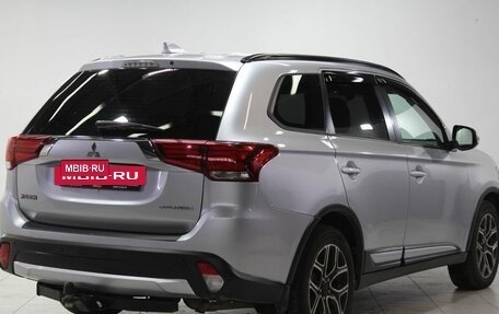 Mitsubishi Outlander III рестайлинг 3, 2017 год, 1 779 000 рублей, 5 фотография