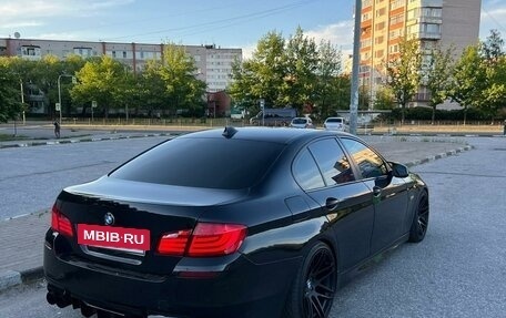 BMW 5 серия, 2013 год, 1 750 000 рублей, 4 фотография