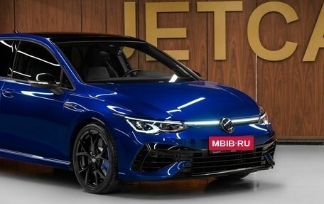 Volkswagen Golf R, 2023 год, 7 900 000 рублей, 4 фотография