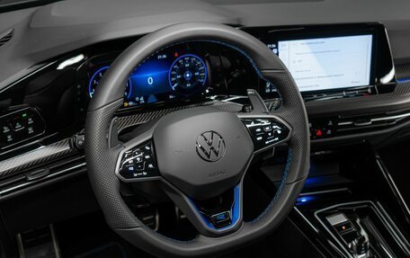 Volkswagen Golf R, 2023 год, 7 900 000 рублей, 22 фотография