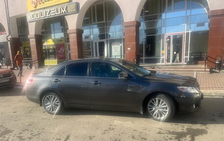 Toyota Camry, 2010 год, 1 370 000 рублей, 3 фотография