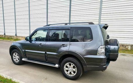 Mitsubishi Pajero IV, 2013 год, 2 390 000 рублей, 8 фотография