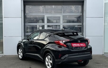 Toyota C-HR I рестайлинг, 2018 год, 2 490 000 рублей, 7 фотография