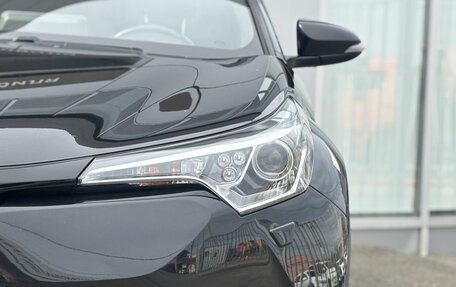 Toyota C-HR I рестайлинг, 2018 год, 2 490 000 рублей, 17 фотография