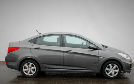 Hyundai Solaris II рестайлинг, 2013 год, 680 000 рублей, 8 фотография