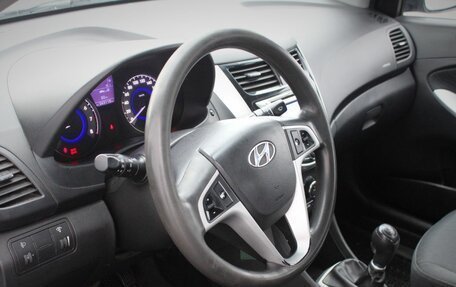 Hyundai Solaris II рестайлинг, 2013 год, 680 000 рублей, 14 фотография