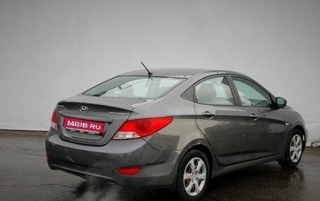 Hyundai Solaris II рестайлинг, 2013 год, 680 000 рублей, 7 фотография