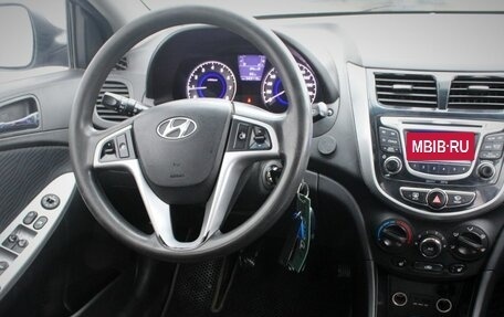 Hyundai Solaris II рестайлинг, 2013 год, 680 000 рублей, 15 фотография