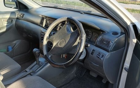 Toyota Corolla, 2004 год, 680 000 рублей, 16 фотография