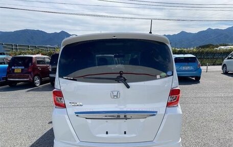 Honda Freed I, 2015 год, 778 000 рублей, 5 фотография