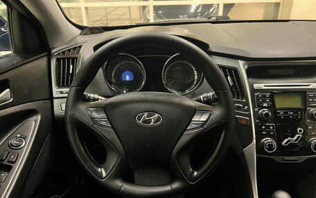 Hyundai Sonata VI, 2011 год, 1 350 000 рублей, 7 фотография