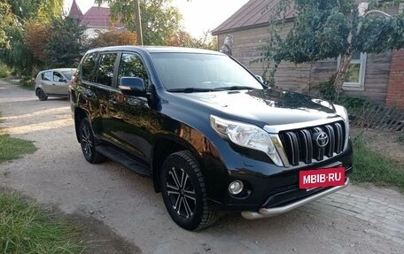 Toyota Land Cruiser Prado 150 рестайлинг 2, 2014 год, 3 240 000 рублей, 6 фотография