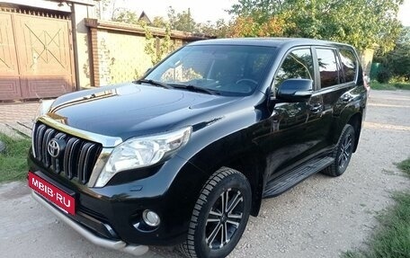 Toyota Land Cruiser Prado 150 рестайлинг 2, 2014 год, 3 240 000 рублей, 3 фотография