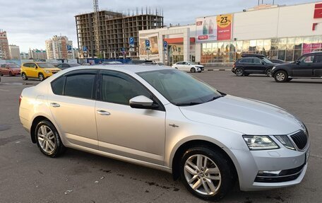 Skoda Octavia, 2019 год, 1 955 000 рублей, 3 фотография