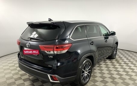 Toyota Highlander III, 2019 год, 4 750 000 рублей, 5 фотография