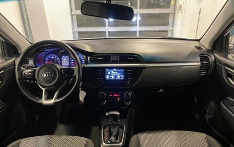 KIA Rio IV, 2018 год, 1 425 000 рублей, 9 фотография