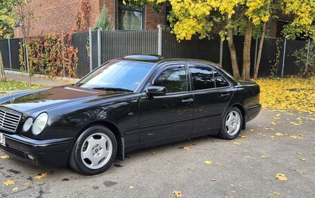 Mercedes-Benz E-Класс, 1998 год, 690 000 рублей, 7 фотография