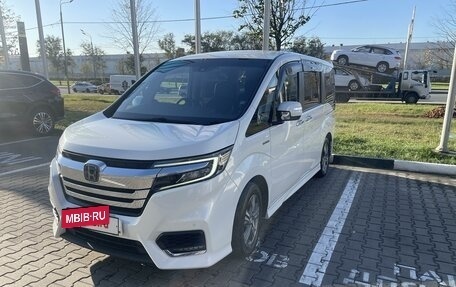 Honda Stepwgn IV, 2019 год, 3 390 000 рублей, 6 фотография