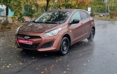 Hyundai i30 II рестайлинг, 2012 год, 950 000 рублей, 2 фотография