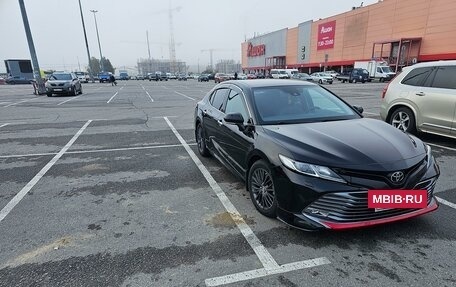 Toyota Camry, 2018 год, 2 700 000 рублей, 5 фотография