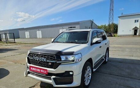 Toyota Land Cruiser 200, 2019 год, 8 300 000 рублей, 6 фотография