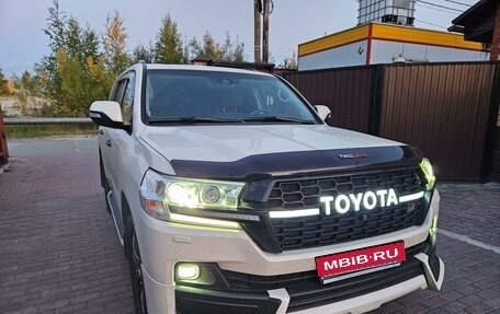 Toyota Land Cruiser 200, 2019 год, 8 300 000 рублей, 13 фотография