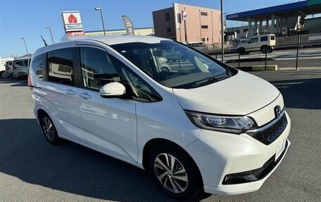 Honda Freed II, 2021 год, 1 850 000 рублей, 15 фотография