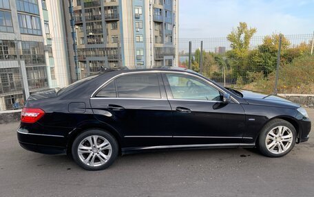 Mercedes-Benz E-Класс, 2012 год, 1 500 000 рублей, 3 фотография