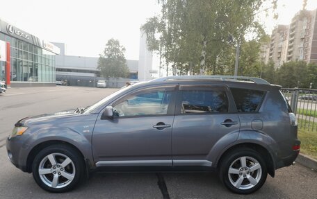 Mitsubishi Outlander III рестайлинг 3, 2008 год, 890 000 рублей, 4 фотография