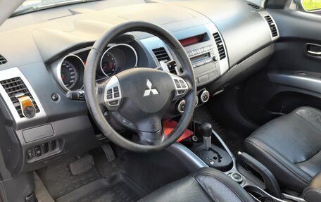 Mitsubishi Outlander III рестайлинг 3, 2008 год, 890 000 рублей, 12 фотография