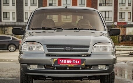 Chevrolet Niva I рестайлинг, 2004 год, 422 222 рублей, 2 фотография