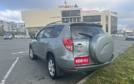 Toyota RAV4, 2006 год, 1 300 000 рублей, 4 фотография