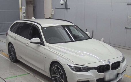 BMW 3 серия, 2017 год, 1 900 000 рублей, 1 фотография