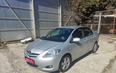 Toyota Yaris III рестайлинг, 2006 год, 750 000 рублей, 1 фотография