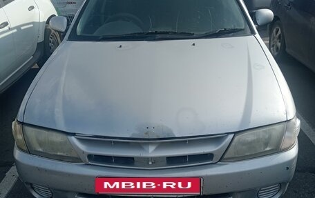 Nissan Wingroad III, 2000 год, 235 000 рублей, 2 фотография