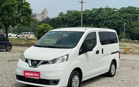 Nissan NV200, 2016 год, 1 740 000 рублей, 3 фотография