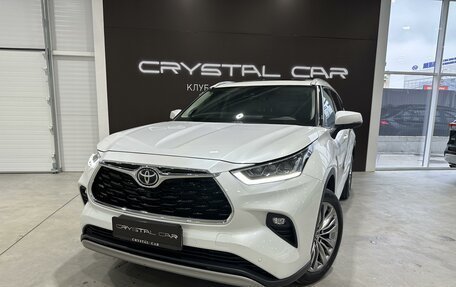 Toyota Highlander, 2024 год, 6 800 000 рублей, 3 фотография