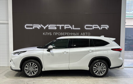 Toyota Highlander, 2024 год, 6 800 000 рублей, 6 фотография