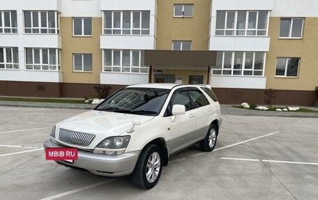 Toyota Harrier, 1999 год, 980 000 рублей, 5 фотография