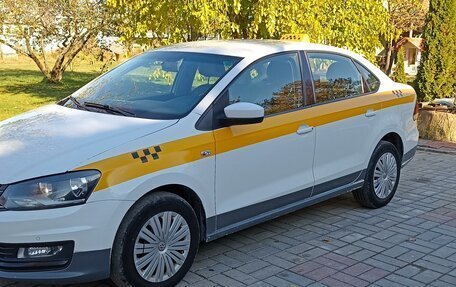 Volkswagen Polo VI (EU Market), 2016 год, 700 000 рублей, 1 фотография