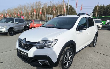 Renault Sandero II рестайлинг, 2018 год, 1 299 000 рублей, 3 фотография