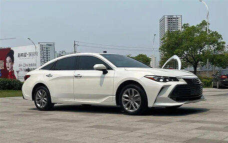 Toyota Avalon, 2019 год, 2 560 000 рублей, 3 фотография