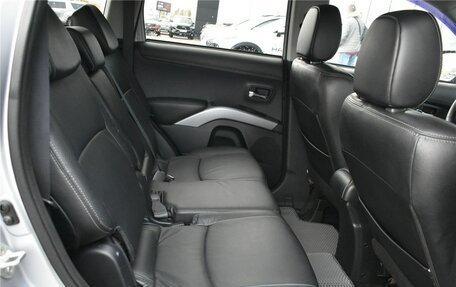 Mitsubishi Outlander III рестайлинг 3, 2011 год, 1 349 000 рублей, 14 фотография