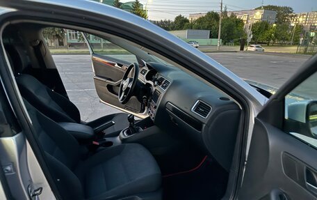 Volkswagen Jetta VI, 2014 год, 1 330 000 рублей, 5 фотография