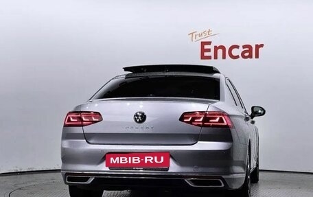 Volkswagen Passat B8 рестайлинг, 2021 год, 4 195 000 рублей, 4 фотография